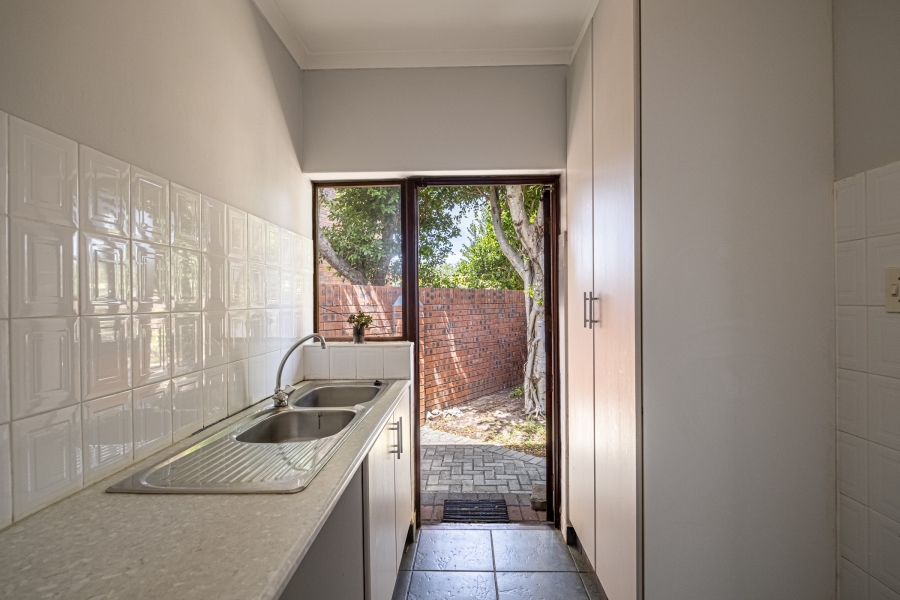 3 Bedroom Property for Sale in Summerstrand Eastern Cape